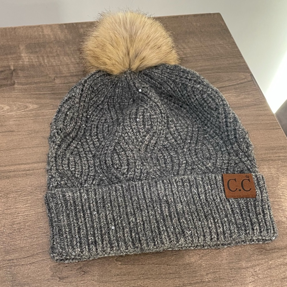 New Women’s C.C Gray Sequin Pom Beanie/Toboggan